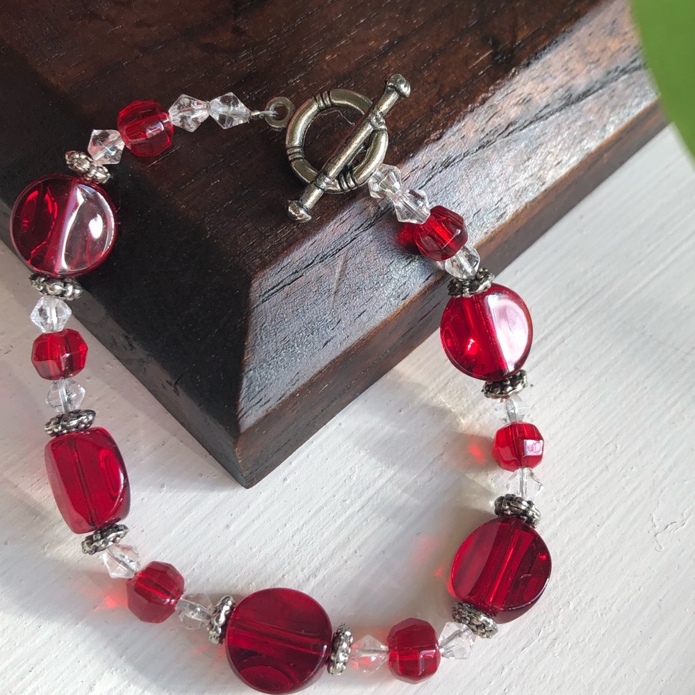 Artisan red glass bracelet w/ silver toggle clasp